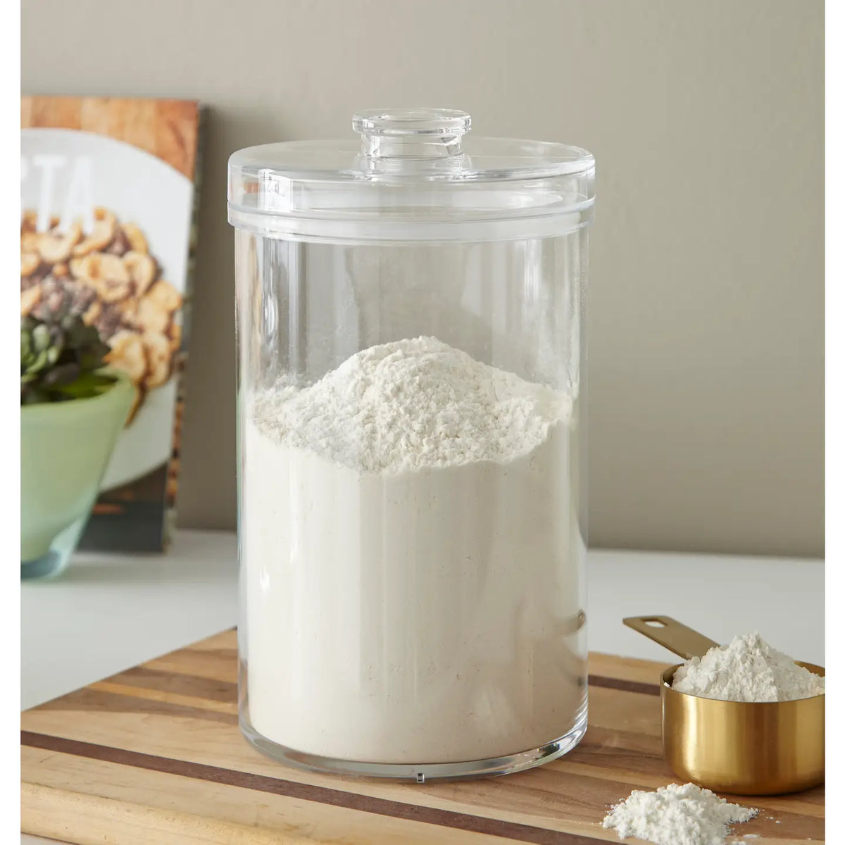 Round Canisters with Lids