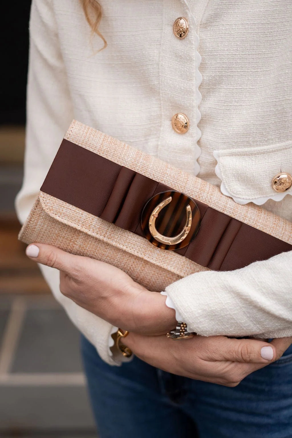 Straw Avery - Chocolate Flat Bow- Tort Circle/Horseshoe Bag