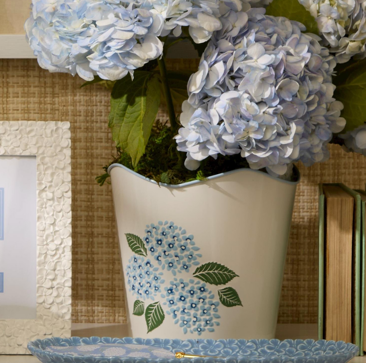 Set of 2 Hydrangea Blue Flower Cachepots includes 2 Sizes
